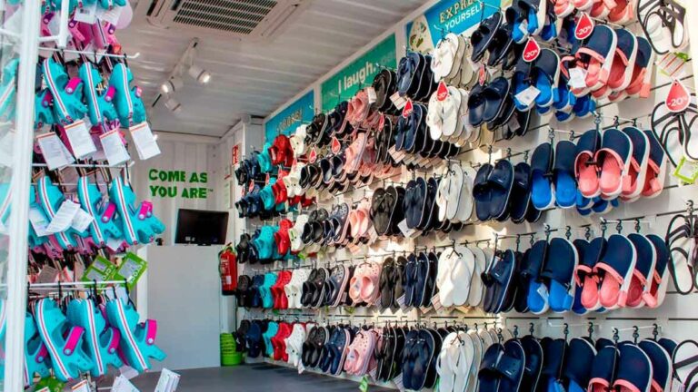 crocs pop up 3
