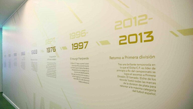 elche fc pasillo 4